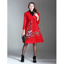 Otoño de lujo 2017 Mujer Alibaba Red Emboidered Trench Coat y chaquetas